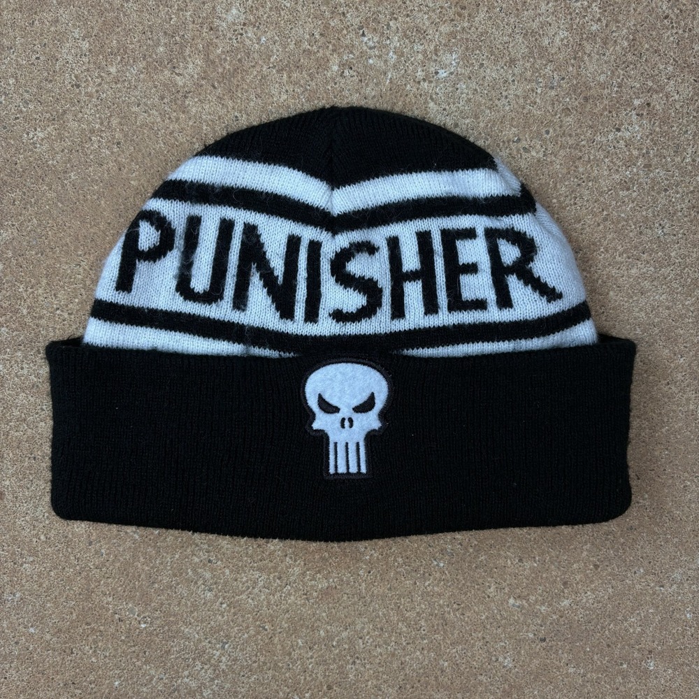 Marvel The Punisher Beanie Hat Black White Skull Patch Spellout Cuffed Knit Cap